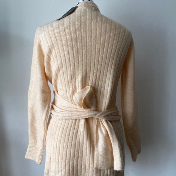 M&S Tie Front Round Neck Jumper Sizes available 6 8 10 - Picture 2 of 3